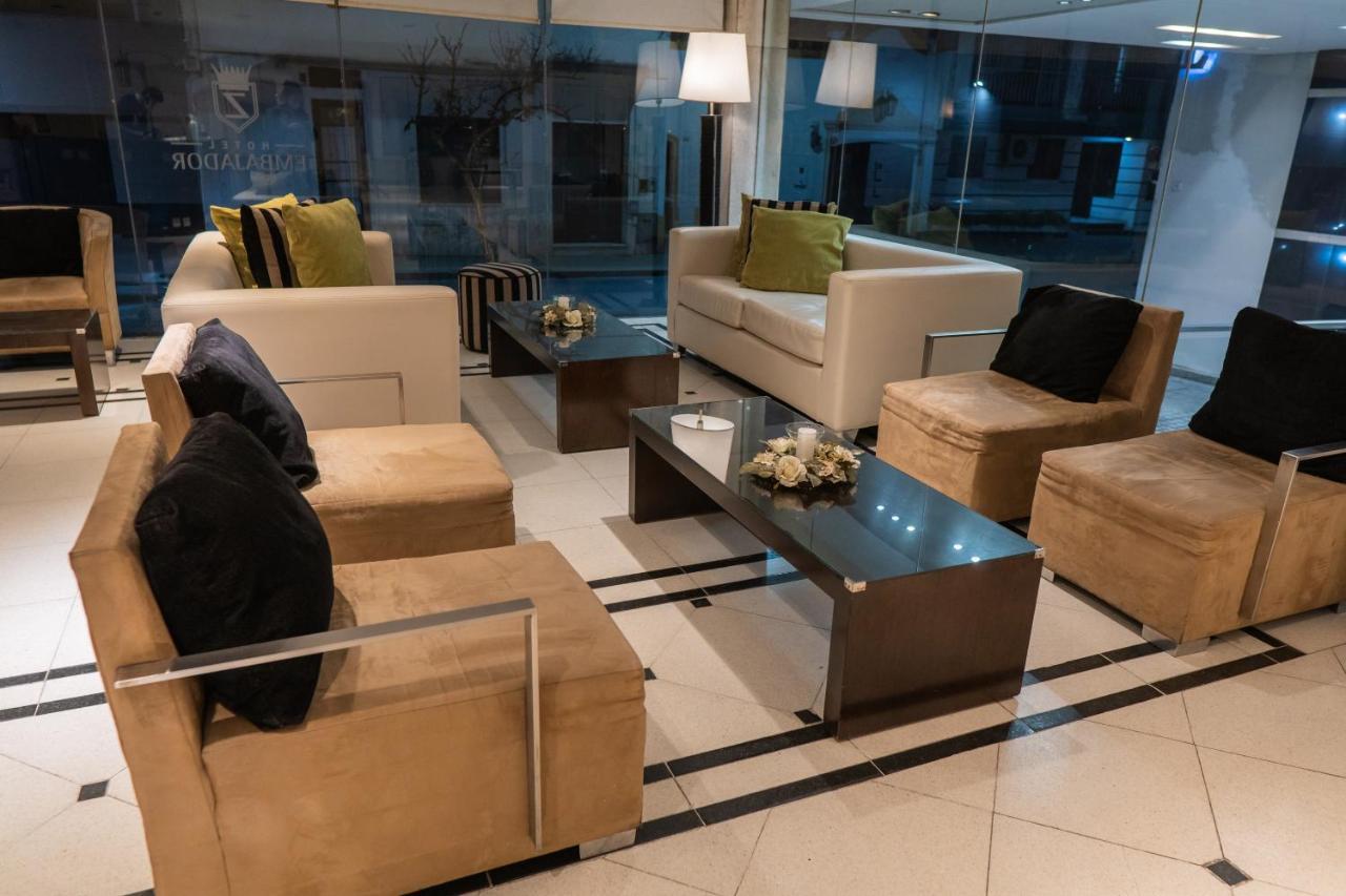 Hotel Embajador